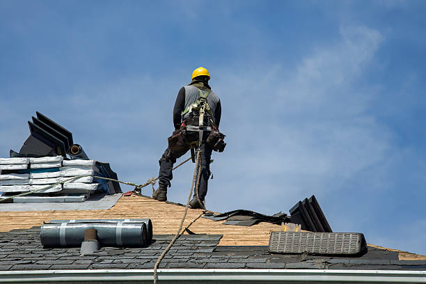 Professional Gutter Installation technician working in Plainfield, PA